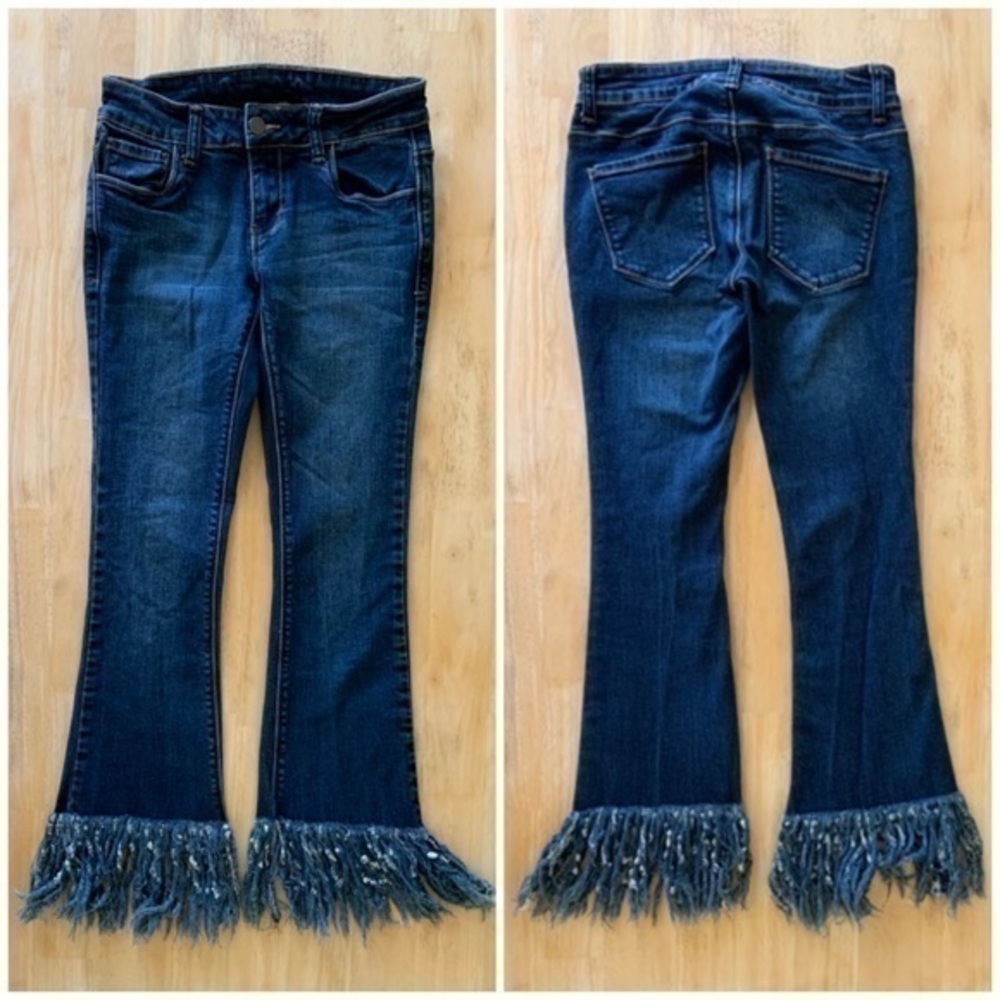 LITZ Frayed Fringe Hem Cropped Jeans - Picture 2 of 12